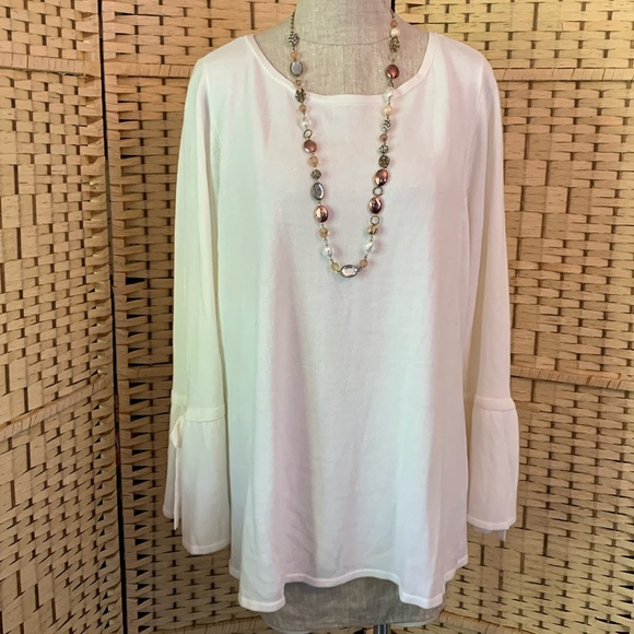 Cream, cashmere like sweater - Picture 1 of 5